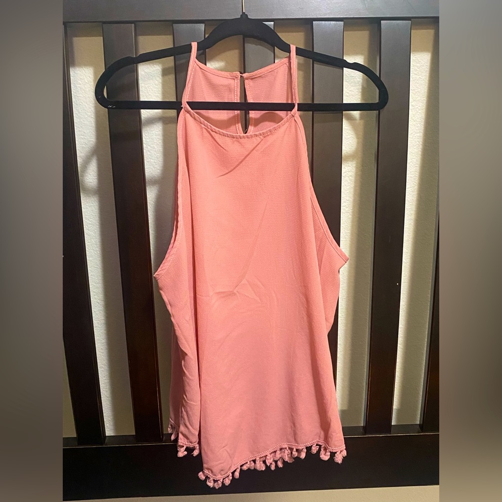 Pink tank top